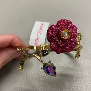 Betsey Johnson Cuff Bracelet Floral Rhinestones Rose Flower Goldtone Jewelry NWT
